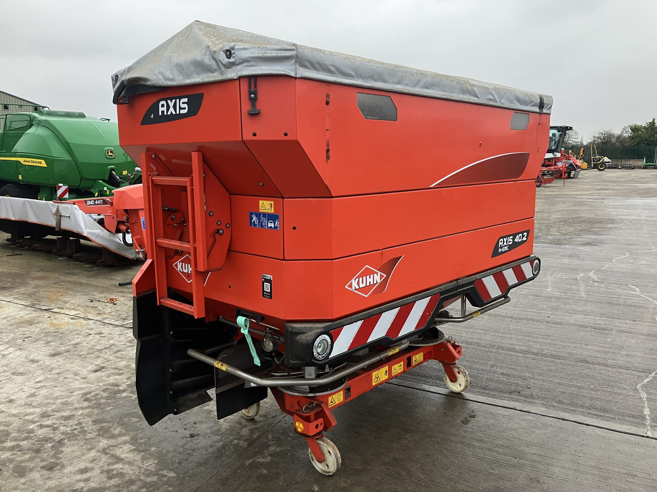 Kuhn Axis 40.2 H-EMC Varispread Pro - Gjødselspreder: bilde 1 Kuhn Axis 40.2 H-EMC Varispread Pro - Gjødselspreder: bilde 1