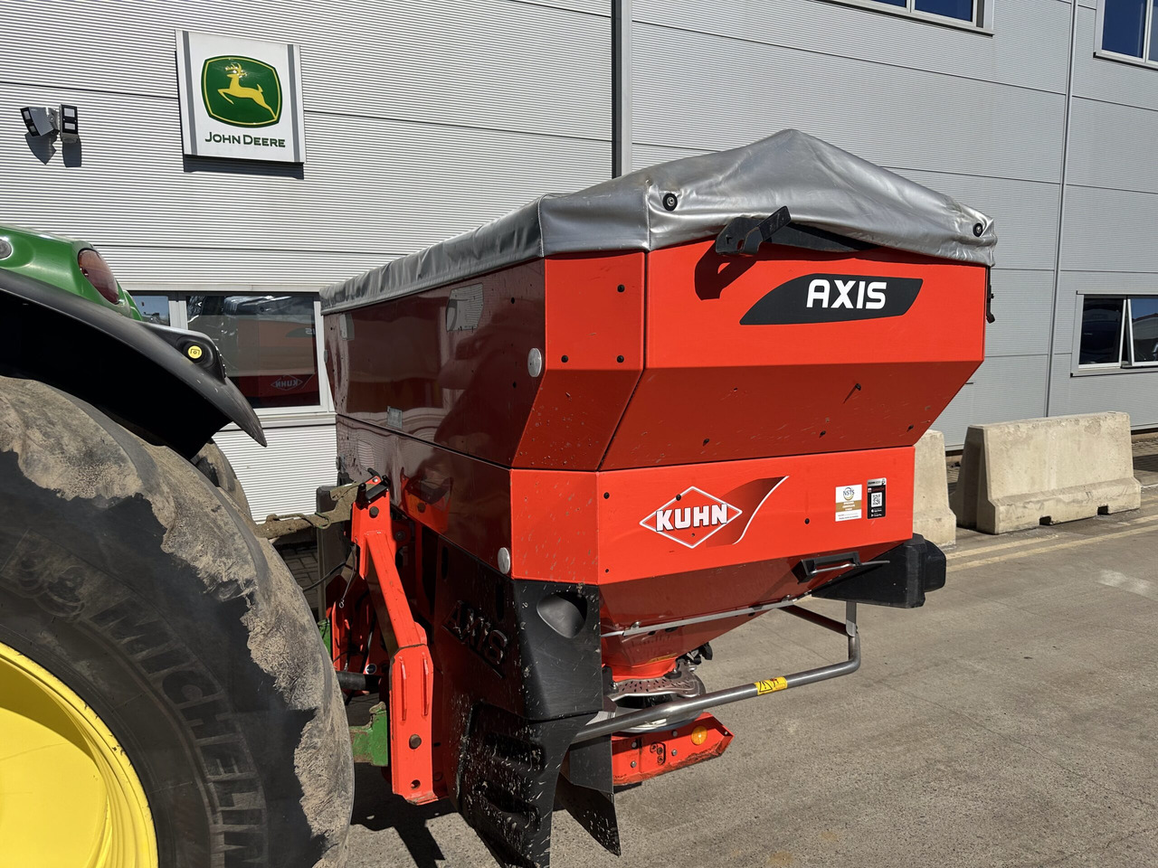 Kuhn Axis 40.2 M-EMC-W - Gjødselspreder: bilde 2 Kuhn Axis 40.2 M-EMC-W - Gjødselspreder: bilde 2