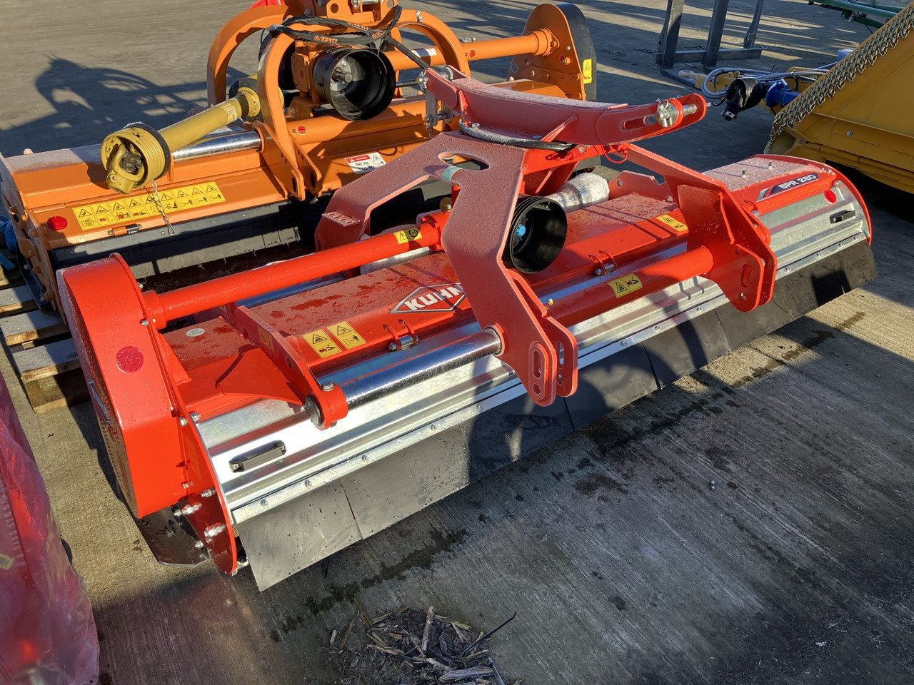Kuhn BPR 280 - Beitepusser/ Kantklipper: bilde 2 Kuhn BPR 280 - Beitepusser/ Kantklipper: bilde 2