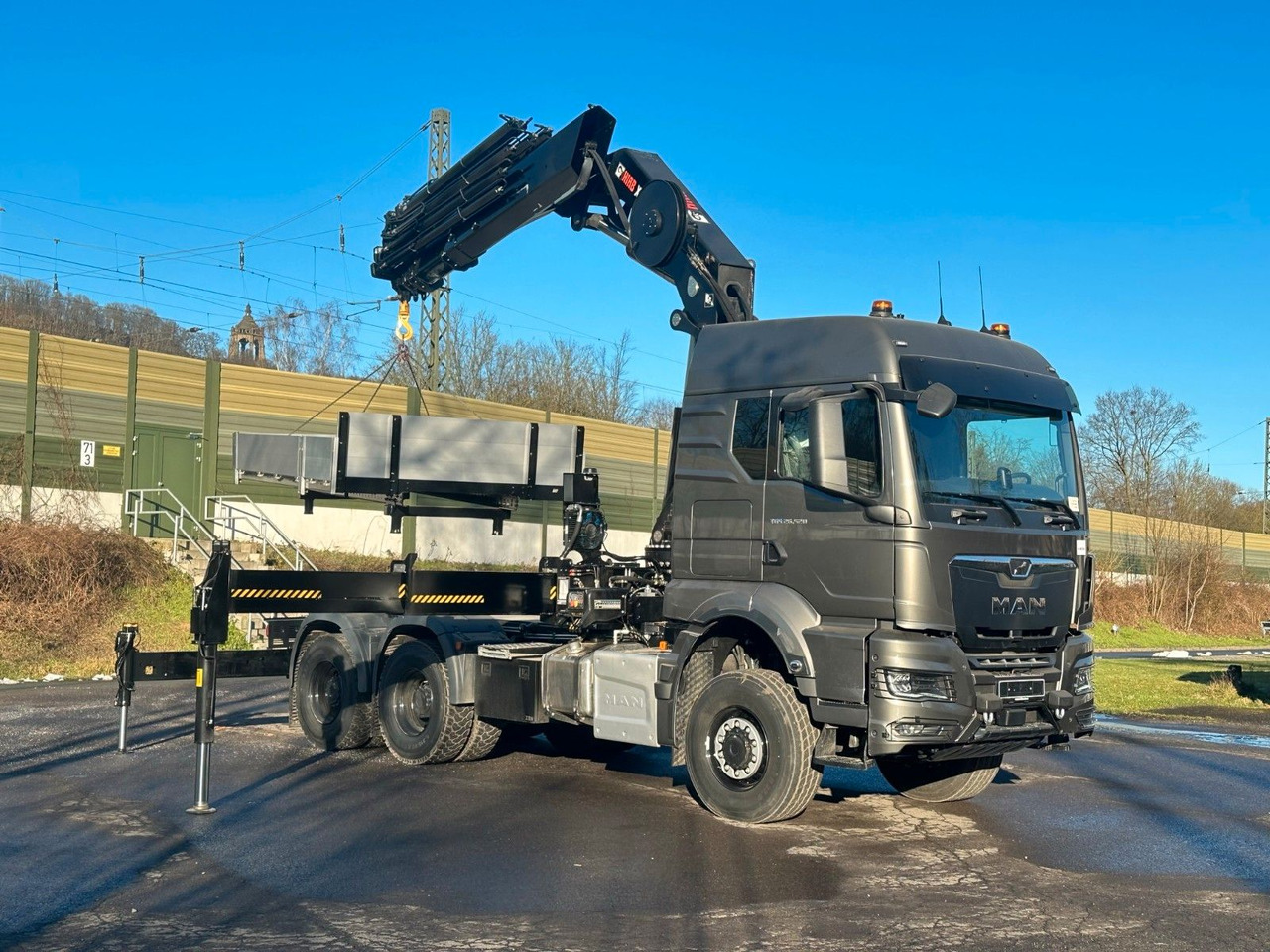 MAN TGS 26.520 6x6 Kran HIAB X-HIPRO 548E-8 - Kranbil: bilde 1 MAN TGS 26.520 6x6 Kran HIAB X-HIPRO 548E-8 - Kranbil: bilde 1