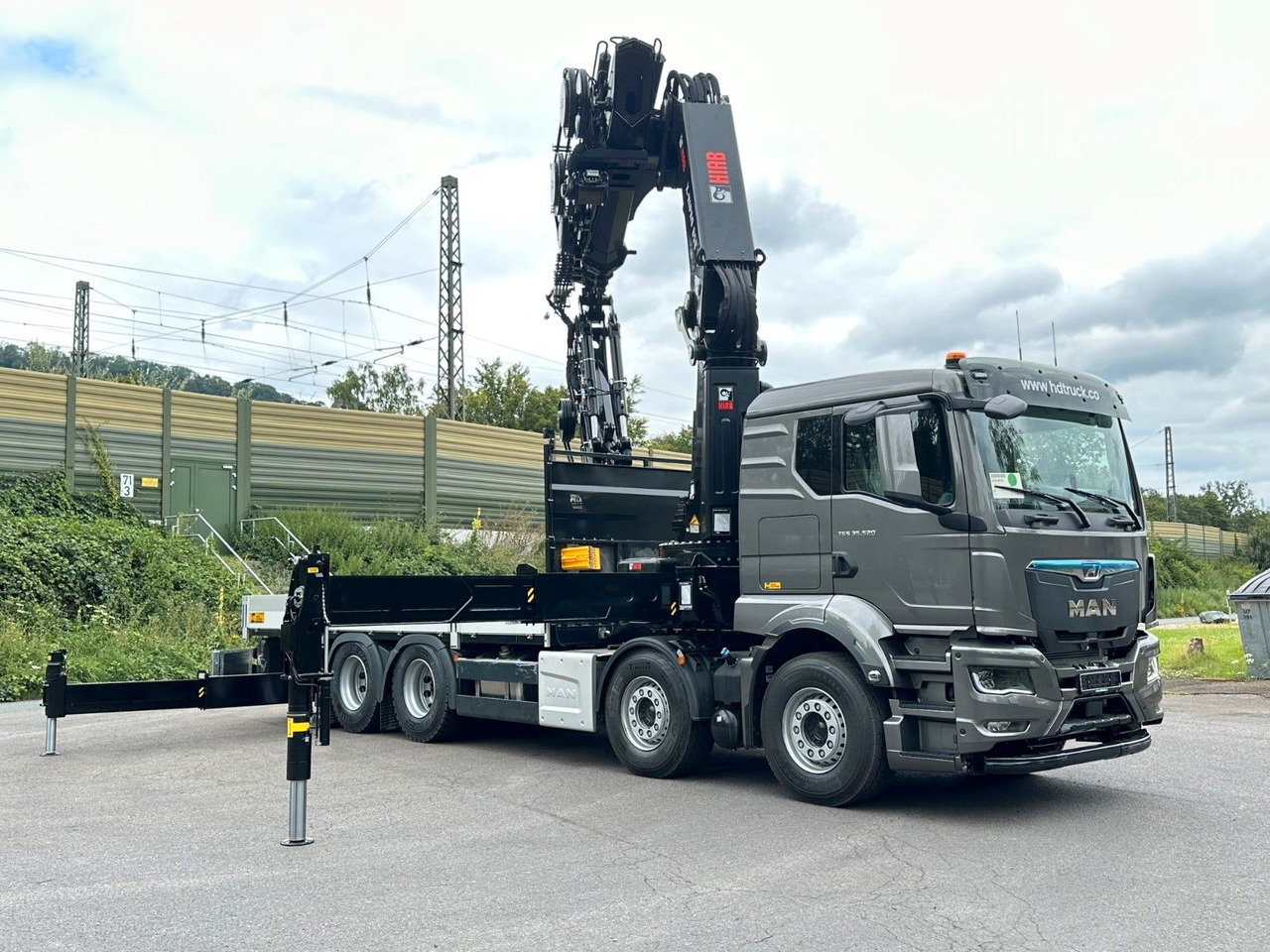 MAN TGS 35.520 8x4 BL HIAB X-HiPro858E-8 & Jib150x-6 - Kranbil: bilde 2 MAN TGS 35.520 8x4 BL HIAB X-HiPro858E-8 & Jib150x-6 - Kranbil: bilde 2