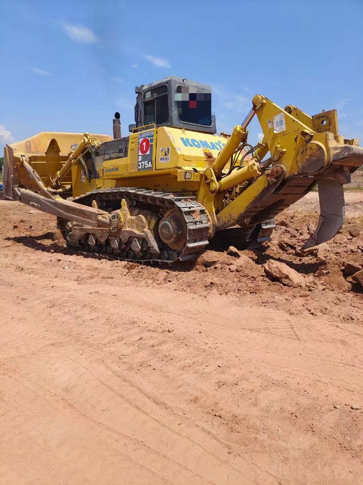 Bulldozer Prices Used Bulldozer Market Used Caterpillar D5 D6 D7 komatsu 155a 375 Kenya Used Equipment Market Cheap Bulldozer - Bulldozer: bilde 3 Bulldozer Prices Used Bulldozer Market Used Caterpillar D5 D6 D7 komatsu 155a 375 Kenya Used Equipment Market Cheap Bulldozer - Bulldozer: bilde 3