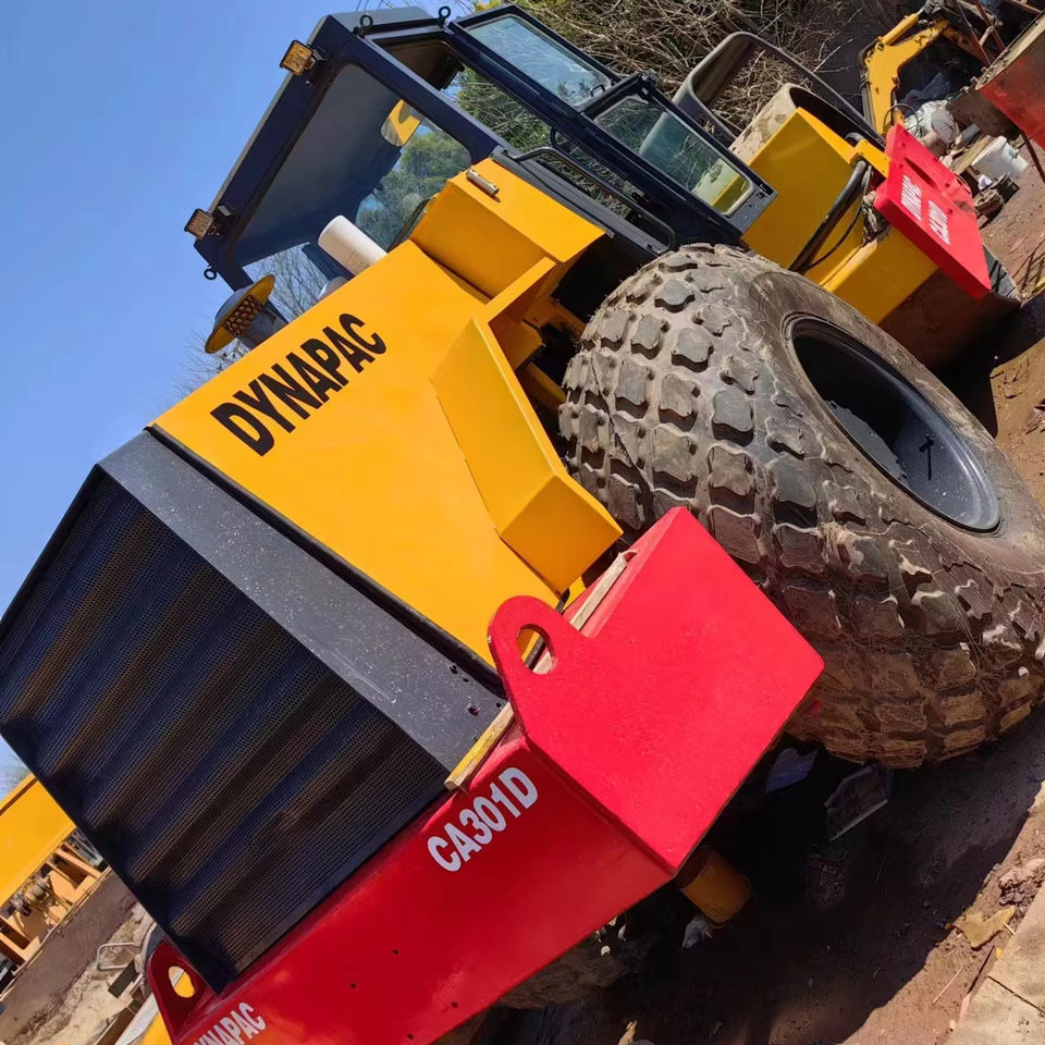 Fast Shipping Superior Quality Used Dynapac CA301D Road Roller Used Vibratory Soil Compactors Strong Power Single Drum Roller - Kompaktor: bilde 1 Fast Shipping Superior Quality Used Dynapac CA301D Road Roller Used Vibratory Soil Compactors Strong Power Single Drum Roller - Kompaktor: bilde 1