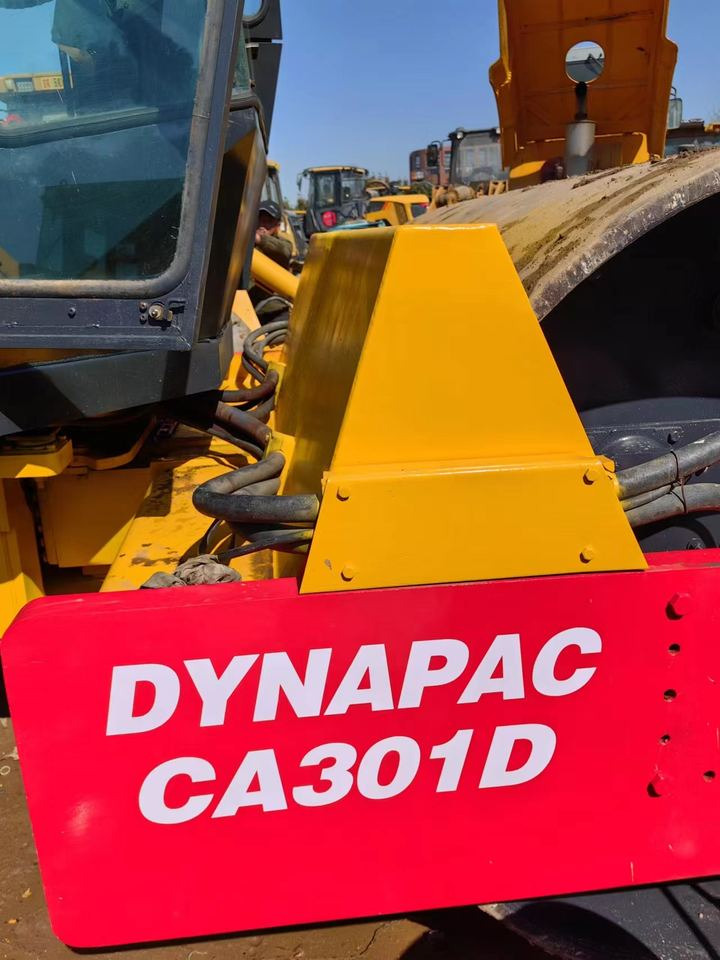 Fast Shipping Superior Quality Used Dynapac CA301D Road Roller Used Vibratory Soil Compactors Strong Power Single Drum Roller - Kompaktor: bilde 4 Fast Shipping Superior Quality Used Dynapac CA301D Road Roller Used Vibratory Soil Compactors Strong Power Single Drum Roller - Kompaktor: bilde 4