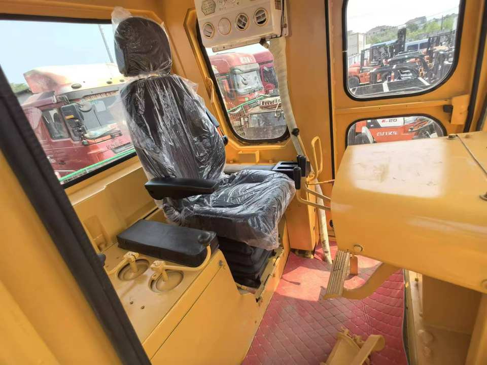 Leie Hot Sale Used CAT Bulldozer D7G in Good Condition Second-hand Caterpillar Bulldozer D7G Construction Machinery Hot Sale Used CAT Bulldozer D7G in Good Condition Second-hand Caterpillar Bulldozer D7G Construction Machinery: bilde 6 Leie Hot Sale Used CAT Bulldozer D7G in Good Condition Second-hand Caterpillar Bulldozer D7G Construction Machinery Hot Sale Used CAT Bulldozer D7G in Good Condition Second-hand Caterpillar Bulldozer D7G Construction Machinery: bilde 6