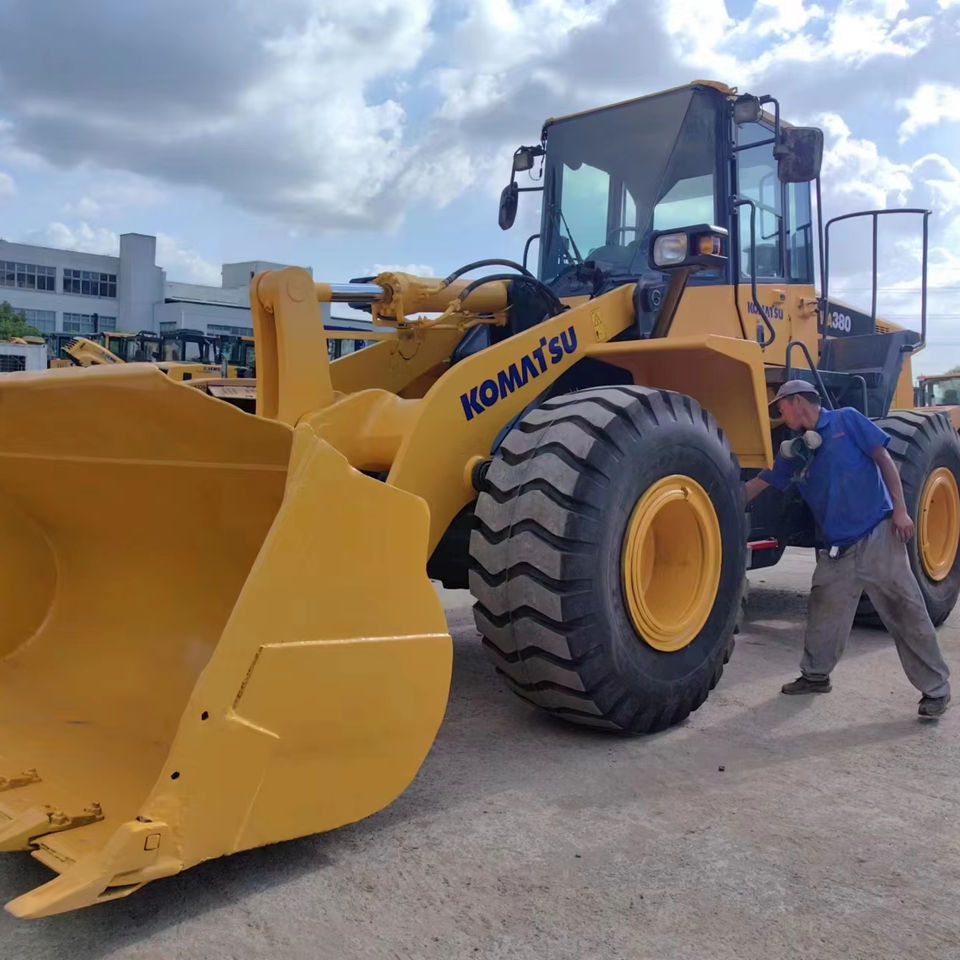 Hot Sale Used Komatsu WA380-6 Wheel Loader Backhoe Loader with Excellent Front Loading Feature - Hjullaster: bilde 1 Hot Sale Used Komatsu WA380-6 Wheel Loader Backhoe Loader with Excellent Front Loading Feature - Hjullaster: bilde 1