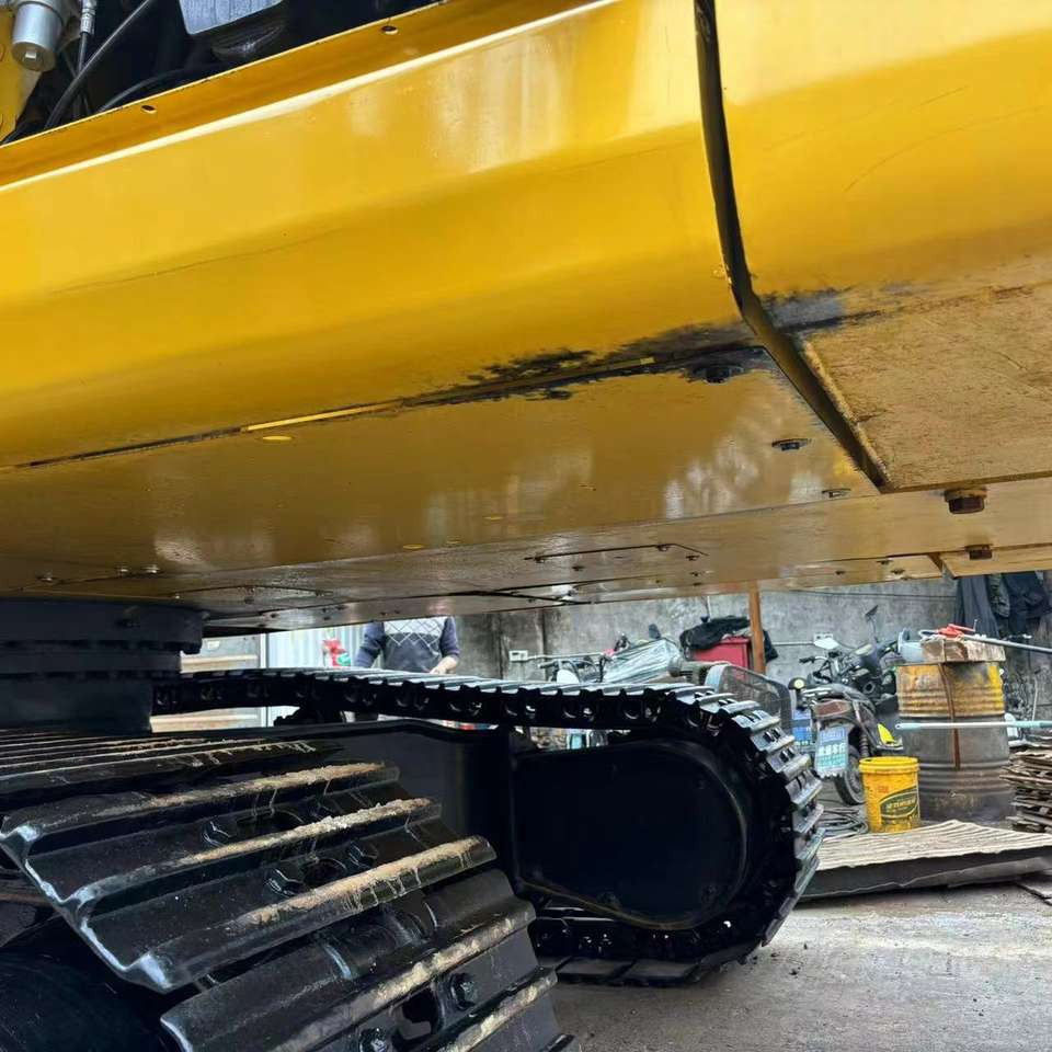 KOMATSU PC 300 - Beltegraver: bilde 3 KOMATSU PC 300 - Beltegraver: bilde 3