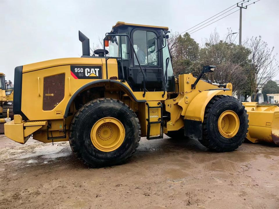 Low Price Sale! Used CAT 950GC Wheel Loader Original Front End Loader 950GC Loader in Shanghai China - Hjullaster: bilde 4 Low Price Sale! Used CAT 950GC Wheel Loader Original Front End Loader 950GC Loader in Shanghai China - Hjullaster: bilde 4