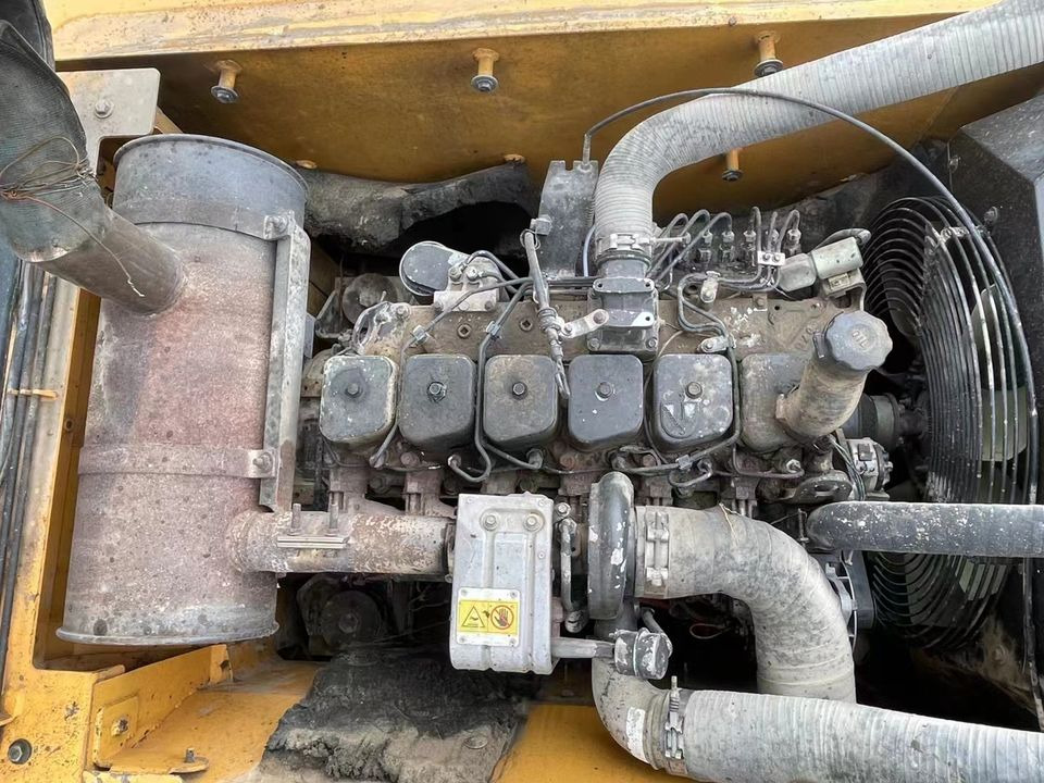 Original Good Quality USED Excavators R210 W-9T 21 Ton Excavator Wheel Excavator for HYUNDAI - Hjulgraver: bilde 4 Original Good Quality USED Excavators R210 W-9T 21 Ton Excavator Wheel Excavator for HYUNDAI - Hjulgraver: bilde 4