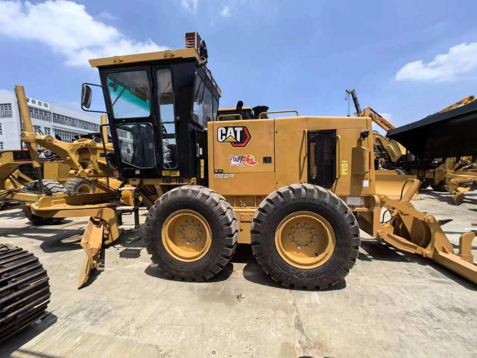 Second Hand Used Construction Machinery CAT 140K 15 Ton Grader for Sale 1000H From Shanghai Japanese Brand Good Condition - Grader: bilde 3 Second Hand Used Construction Machinery CAT 140K 15 Ton Grader for Sale 1000H From Shanghai Japanese Brand Good Condition - Grader: bilde 3