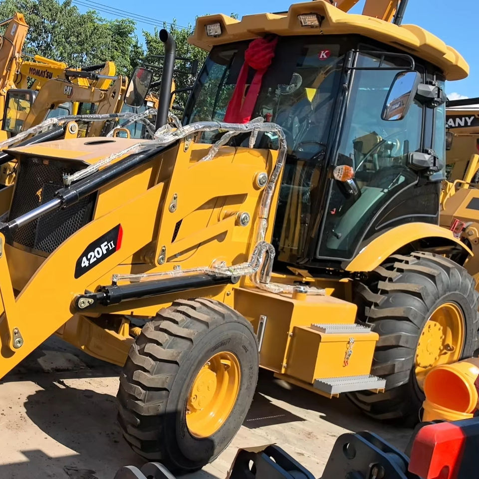 Used Caterpillar 2024 Year Low Hours 420f 420f2 420e 416e Secondhand Cat 420f with 20 Hours in Stock - Traktorgraver: bilde 1 Used Caterpillar 2024 Year Low Hours 420f 420f2 420e 416e Secondhand Cat 420f with 20 Hours in Stock - Traktorgraver: bilde 1