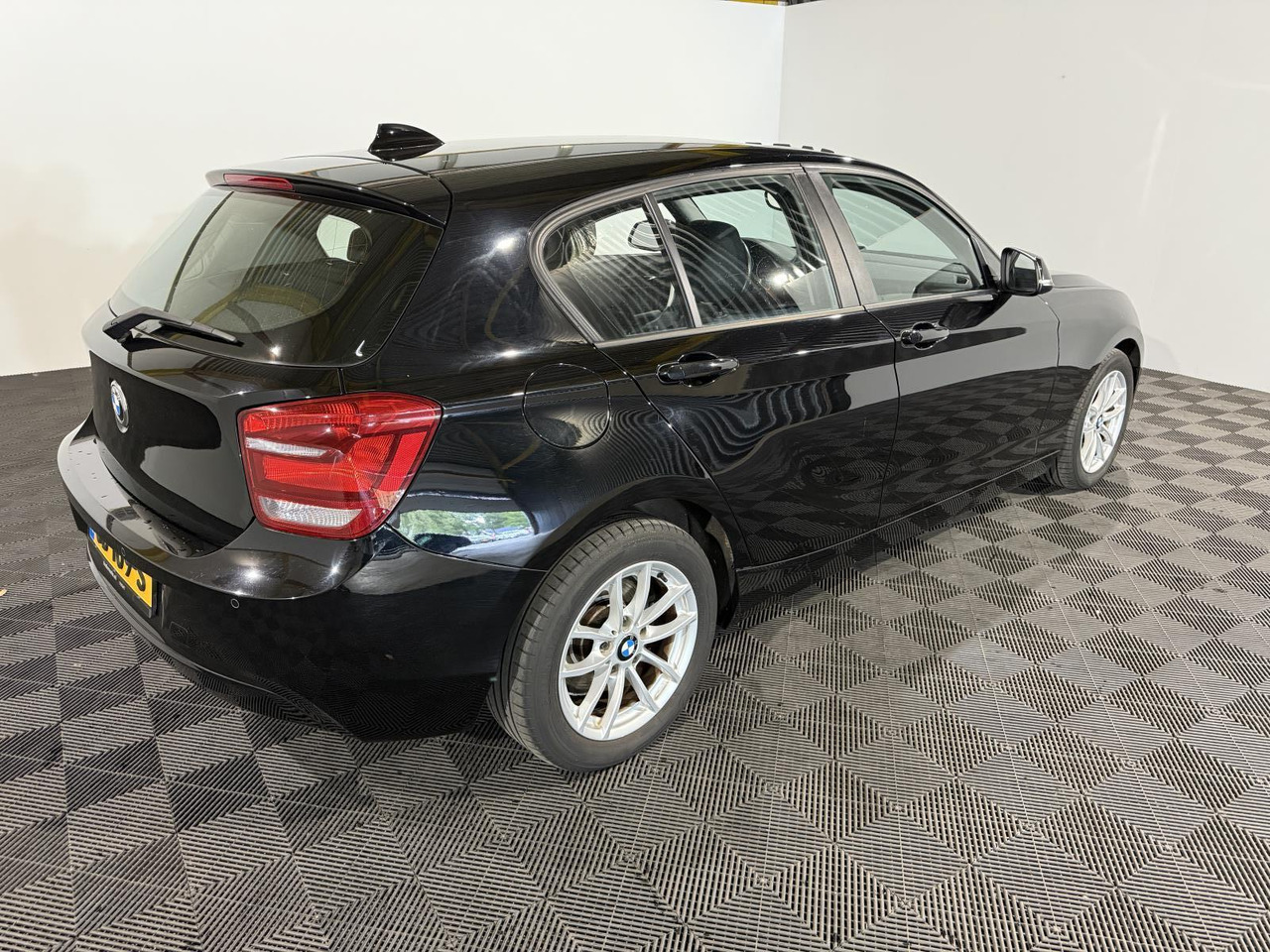 BMW | 1-serie | 116i Business | 2013 | 161.924 km | GB109S | Geen oordeel - Hatchback: bilde 5 BMW | 1-serie | 116i Business | 2013 | 161.924 km | GB109S | Geen oordeel - Hatchback: bilde 5