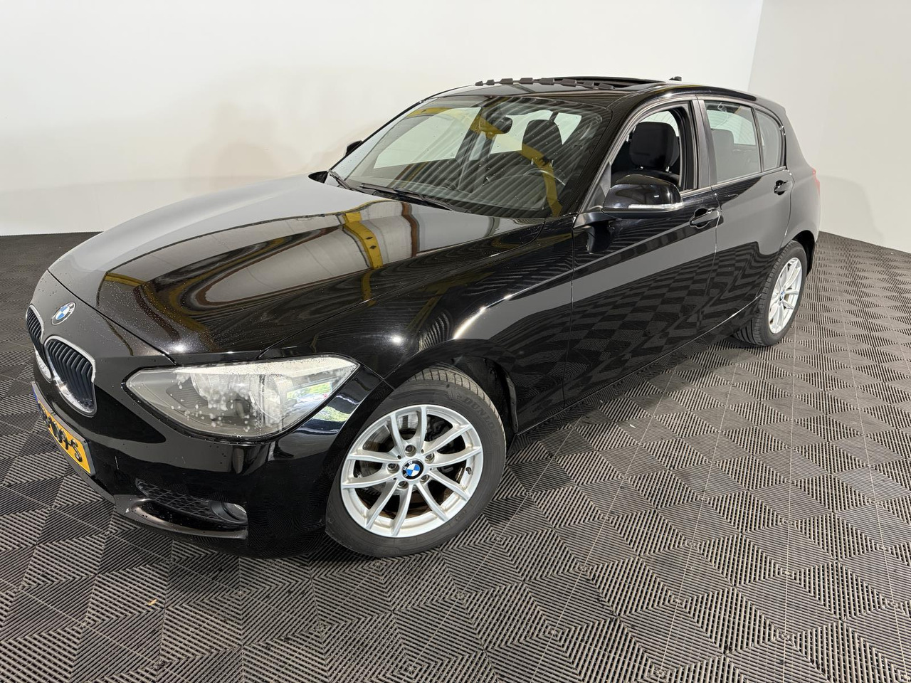 BMW | 1-serie | 116i Business | 2013 | 161.924 km | GB109S | Geen oordeel - Hatchback: bilde 1 BMW | 1-serie | 116i Business | 2013 | 161.924 km | GB109S | Geen oordeel - Hatchback: bilde 1