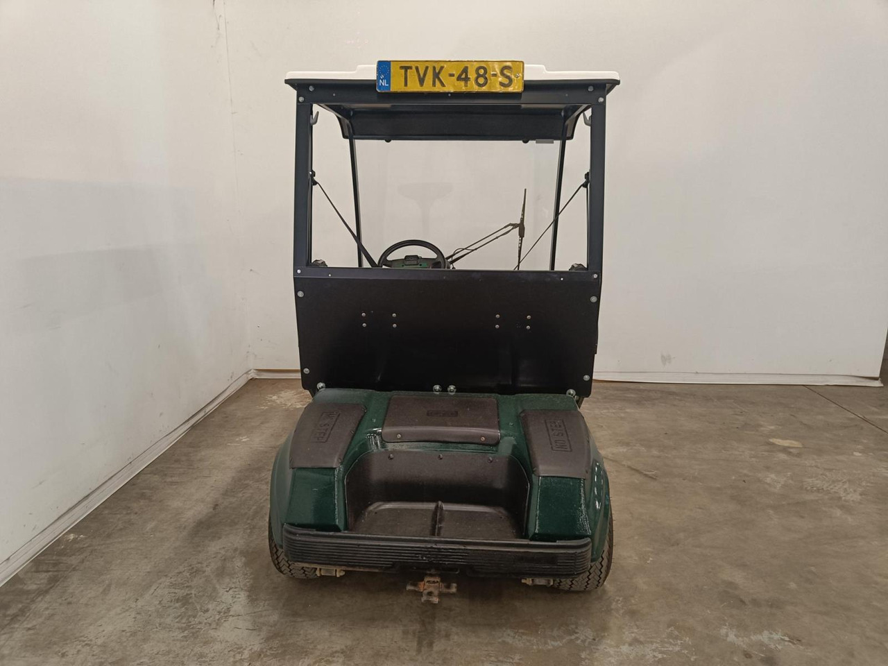 Club Car DS met Mauser cabine TVK-48-S - Golfbil: bilde 2 Club Car DS met Mauser cabine TVK-48-S - Golfbil: bilde 2