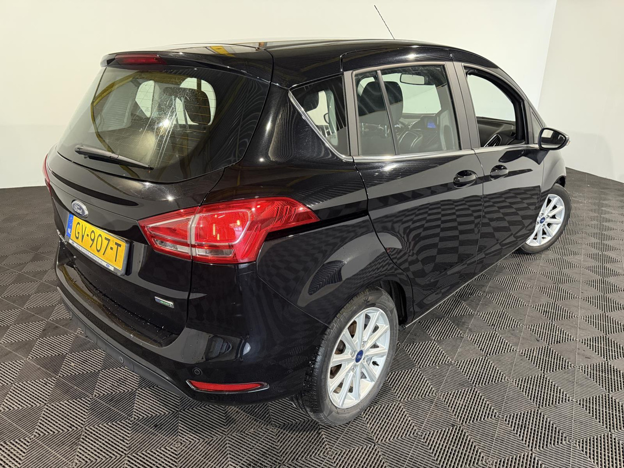 Ford | B-Max | 1.0 EcoBoost Titanium | 2015 | 149.480 km | GV907T | Logisch - Personenbil: bilde 2 Ford | B-Max | 1.0 EcoBoost Titanium | 2015 | 149.480 km | GV907T | Logisch - Personenbil: bilde 2