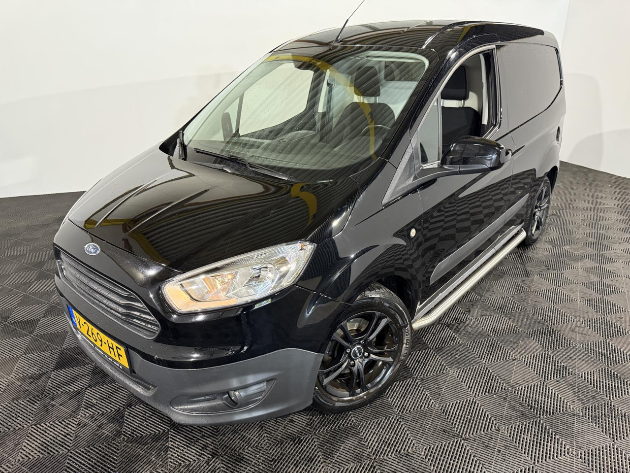 Små varebil Ford | Transit Courier | 1.5 TDCI Trend | 2017 | 216.300 km | V269HF | Logisch: bilde 1