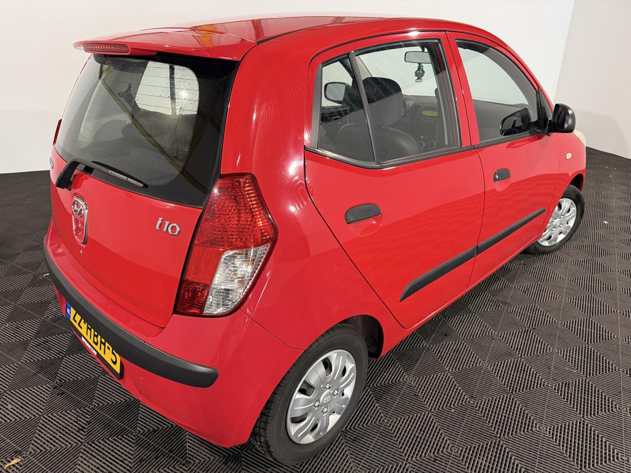 Hyundai | i10 | 1.1 Active | 2008 | 122.839 km | 22HBH5 | Logisch - Hatchback: bilde 2 Hyundai | i10 | 1.1 Active | 2008 | 122.839 km | 22HBH5 | Logisch - Hatchback: bilde 2