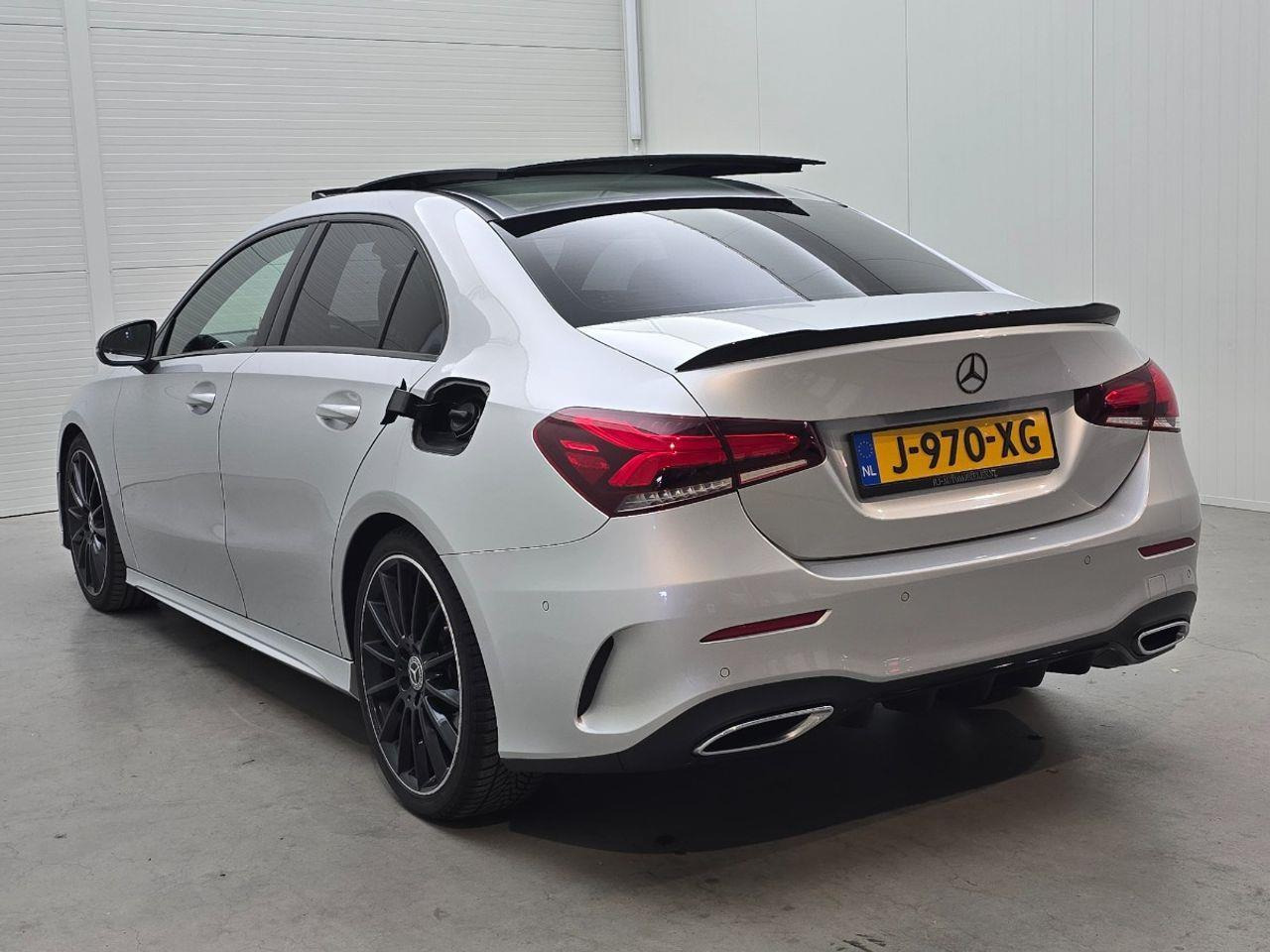 Mercedes - Benz A - klasse 220 4MATIC Premium | 2019 | 198.686 km | Automaat | J970XG | NAP: Geen oordeel - Sedan: bilde 3 Mercedes - Benz A - klasse 220 4MATIC Premium | 2019 | 198.686 km | Automaat | J970XG | NAP: Geen oordeel - Sedan: bilde 3