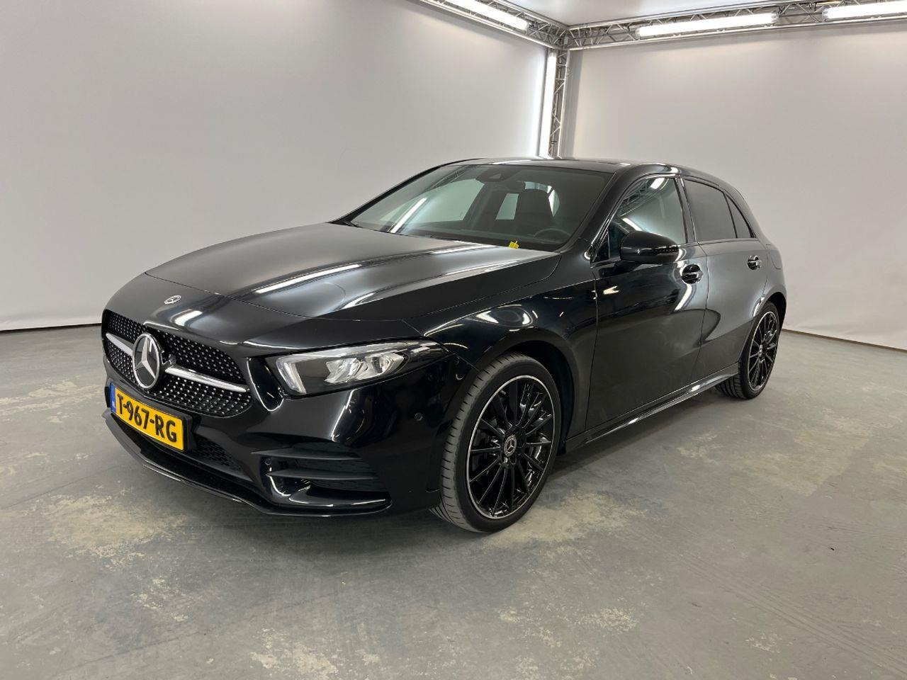 Mercedes - Benz A - klasse 250 e Business Line | 2022 | 26.677 km | Automaat | T967RG | NAP: Geen oordeel - Hatchback: bilde 1 Mercedes - Benz A - klasse 250 e Business Line | 2022 | 26.677 km | Automaat | T967RG | NAP: Geen oordeel - Hatchback: bilde 1