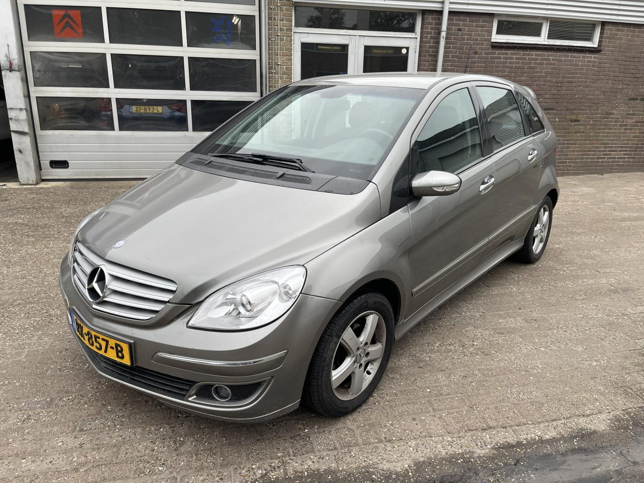 Mercedes-Benz B-Klasse 170 Business Class | 2005 | 217.372 km | RK-857-B - Personenbil: bilde 1 Mercedes-Benz B-Klasse 170 Business Class | 2005 | 217.372 km | RK-857-B - Personenbil: bilde 1