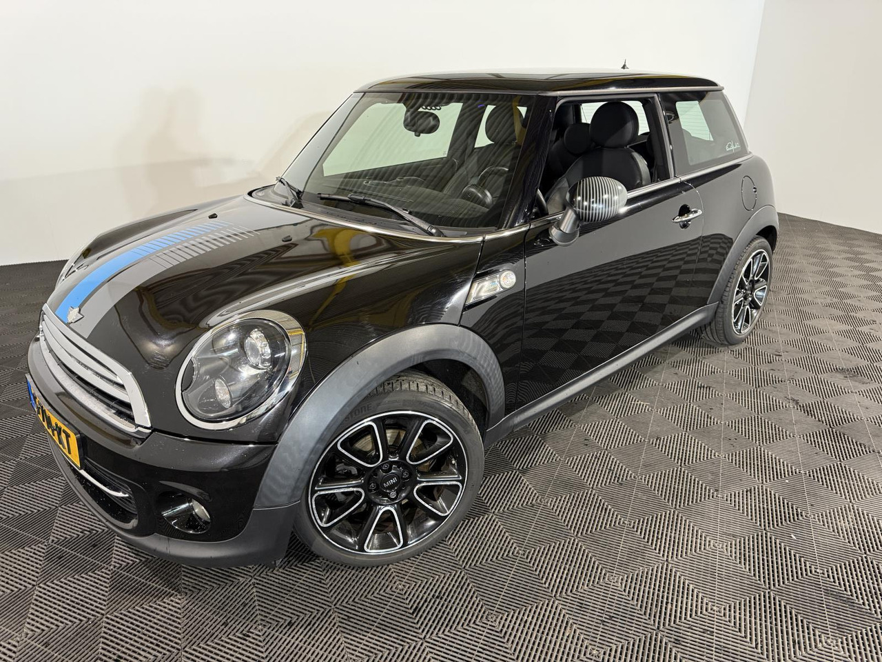 Mini | Mini | 1.6 Cooper Westminster | 2012 | 146.041 km | G714KT | Geen oordeel - Hatchback: bilde 1 Mini | Mini | 1.6 Cooper Westminster | 2012 | 146.041 km | G714KT | Geen oordeel - Hatchback: bilde 1