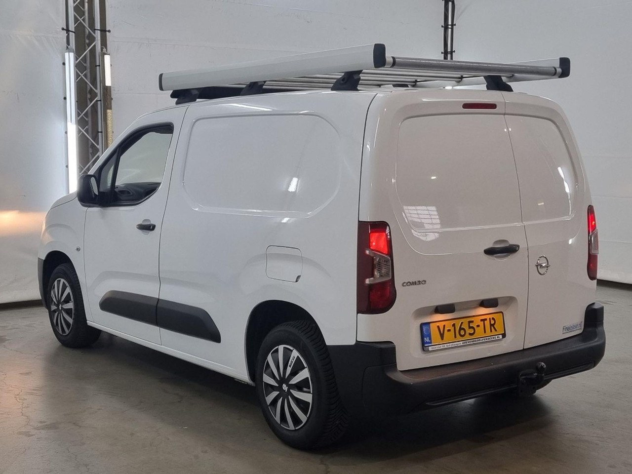 Opel Combo 1.6D L1H1 Edition | 2018 | 163.018 km | V165TR | NAP: Logisch - Små varebil: bilde 3 Opel Combo 1.6D L1H1 Edition | 2018 | 163.018 km | V165TR | NAP: Logisch - Små varebil: bilde 3