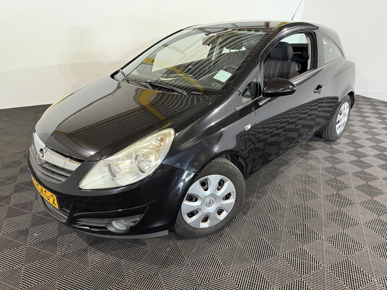 Opel Corsa 1.2-16V Enjoy | 2008 | 162.578 km | 69-GKG-2 - Hatchback: bilde 1 Opel Corsa 1.2-16V Enjoy | 2008 | 162.578 km | 69-GKG-2 - Hatchback: bilde 1