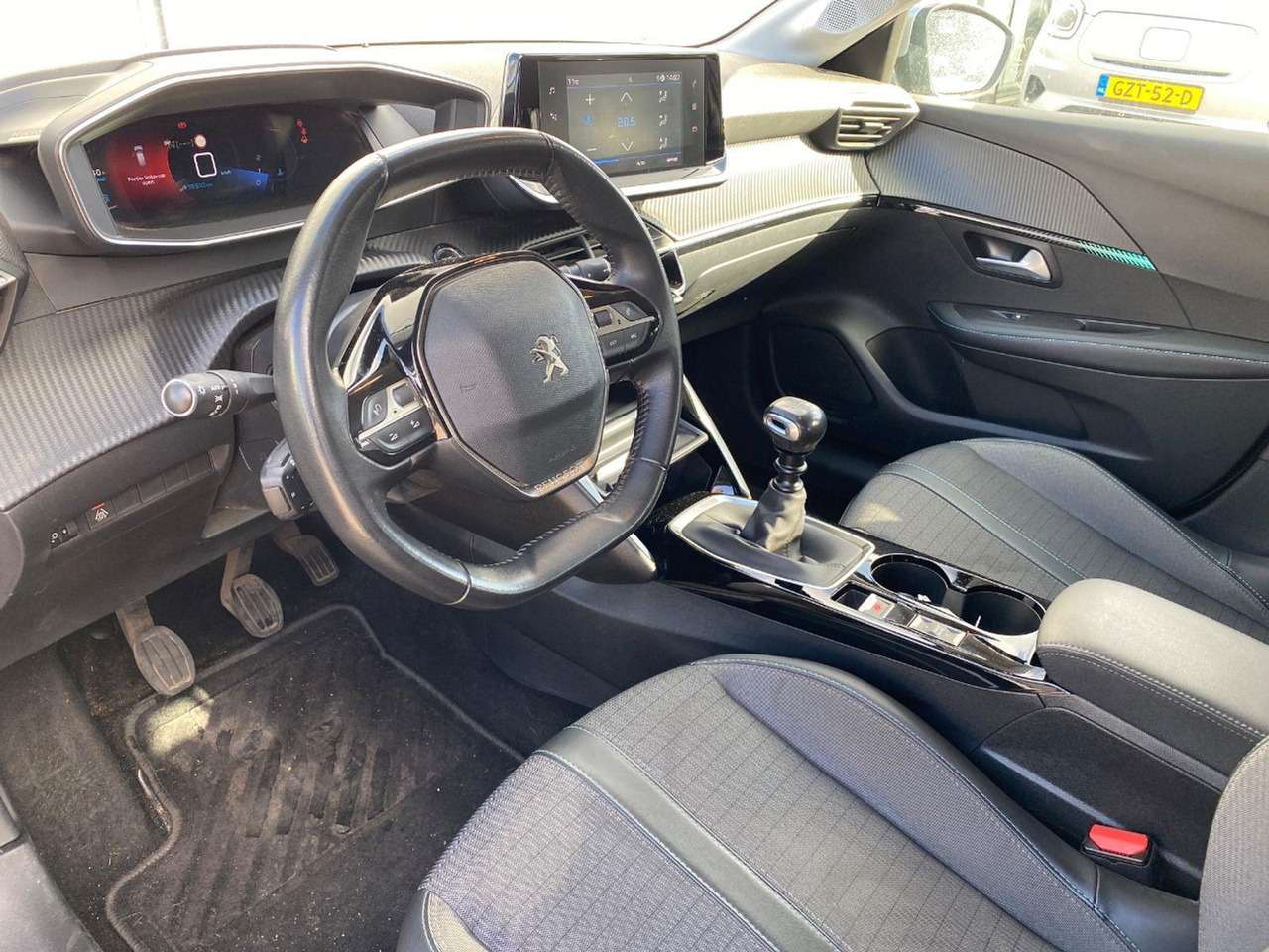 Peugeot 208 1.2 PureTech Allure | 2020 | 95.990 km | J679DD | NAP: Logisch - Hatchback: bilde 5 Peugeot 208 1.2 PureTech Allure | 2020 | 95.990 km | J679DD | NAP: Logisch - Hatchback: bilde 5
