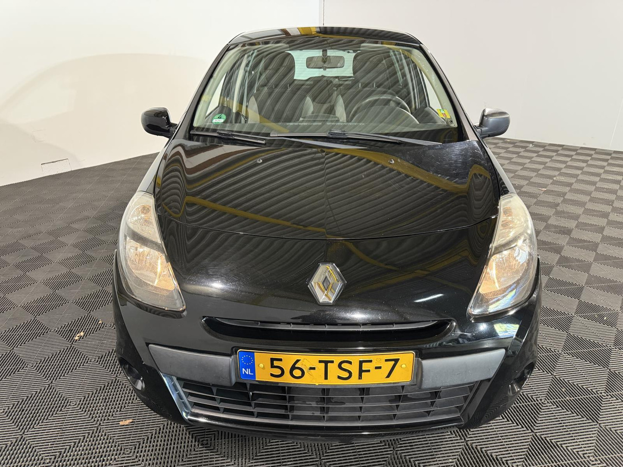 Renault | Clio | 1.2 Authentique | 2012 | 216.427 km | 56TSF7 | Logisch - Hatchback: bilde 2 Renault | Clio | 1.2 Authentique | 2012 | 216.427 km | 56TSF7 | Logisch - Hatchback: bilde 2