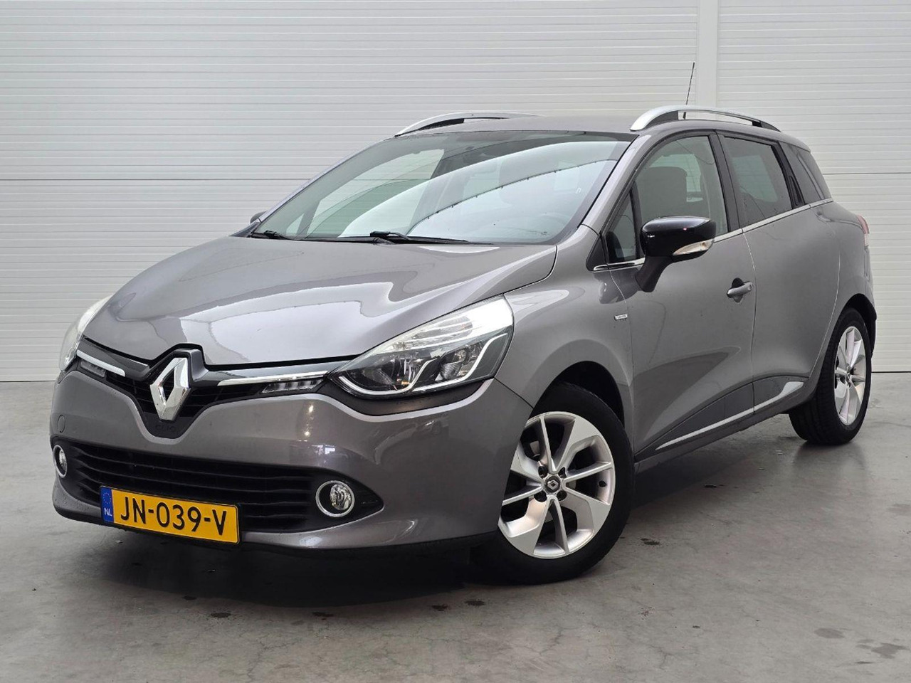 Renault Clio Estate 0.9 TCe Limited | 2016 | 152.751 km | JN039V | NAP: Logisch - Personenbil: bilde 1 Renault Clio Estate 0.9 TCe Limited | 2016 | 152.751 km | JN039V | NAP: Logisch - Personenbil: bilde 1