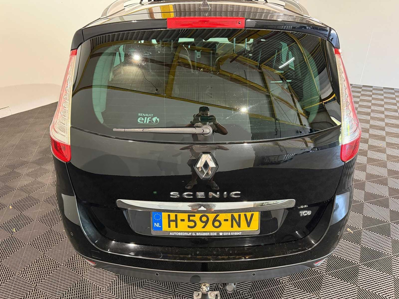Renault Grand Scénic 1.2 Tce Bose | 2016 | 118.319 km | H-596-NV - Personenbil: bilde 2 Renault Grand Scénic 1.2 Tce Bose | 2016 | 118.319 km | H-596-NV - Personenbil: bilde 2