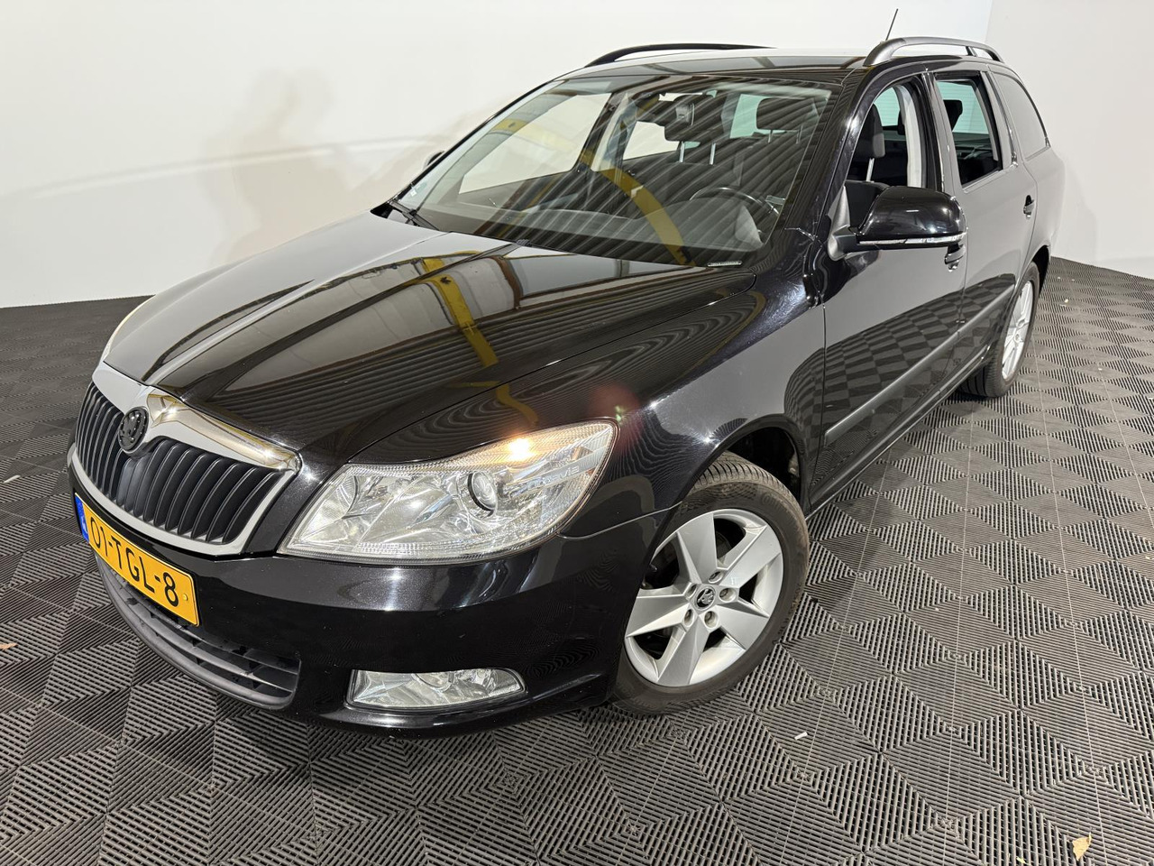 Skoda | Octavia Combi | 1.4 TSI Greentech Ambition Business Line | 2012 | 198.196 km | 01TGL8 | Logisch - Personenbil: bilde 1 Skoda | Octavia Combi | 1.4 TSI Greentech Ambition Business Line | 2012 | 198.196 km | 01TGL8 | Logisch - Personenbil: bilde 1