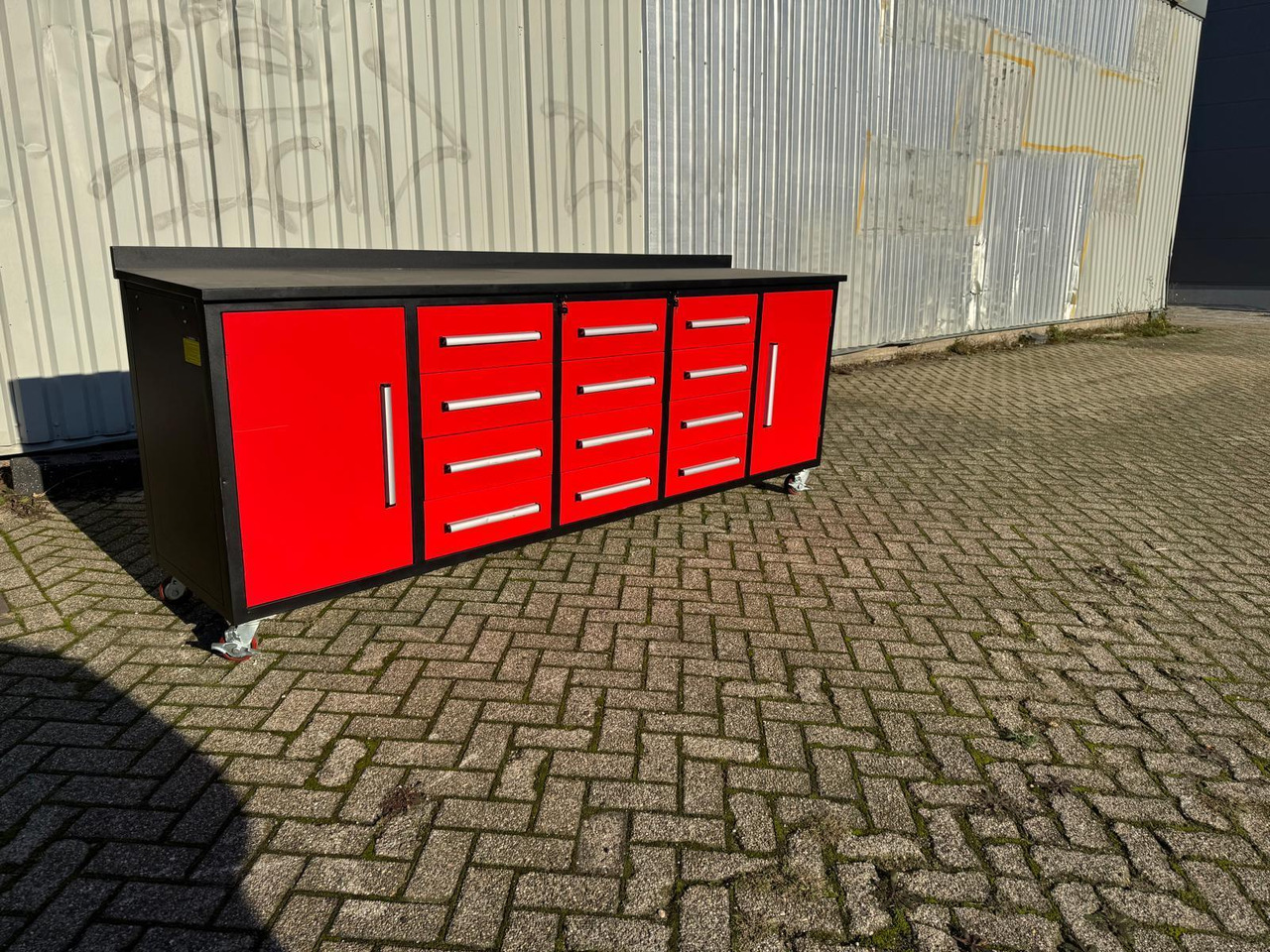 StahlWorks 10FT-12D-2-01C Gereedschapswand met 12 Lades en 2 Deuren (Nieuw) - Verkstedutstyr: bilde 5 StahlWorks 10FT-12D-2-01C Gereedschapswand met 12 Lades en 2 Deuren (Nieuw) - Verkstedutstyr: bilde 5