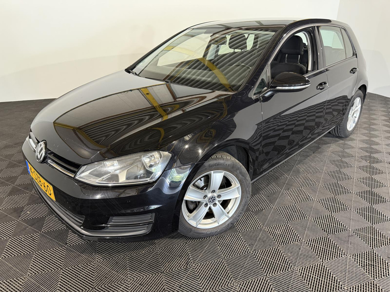 Volkswagen Golf 1.2 TSI Trendline | 2014 | 177.959 km | 4-SZB-60 - Hatchback: bilde 1 Volkswagen Golf 1.2 TSI Trendline | 2014 | 177.959 km | 4-SZB-60 - Hatchback: bilde 1
