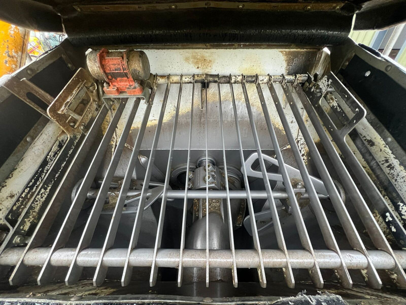 Stasjonær betongpumpe Mercedes-Benz Actros: bilde 8