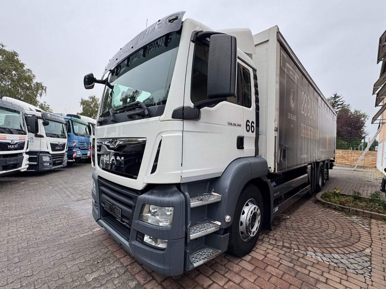 MAN TGS 26.360/LBW/Lenk-Lift/AHK/Voll-Luft - Distribusjon av drikkevarer lastebil: bilde 3 MAN TGS 26.360/LBW/Lenk-Lift/AHK/Voll-Luft - Distribusjon av drikkevarer lastebil: bilde 3