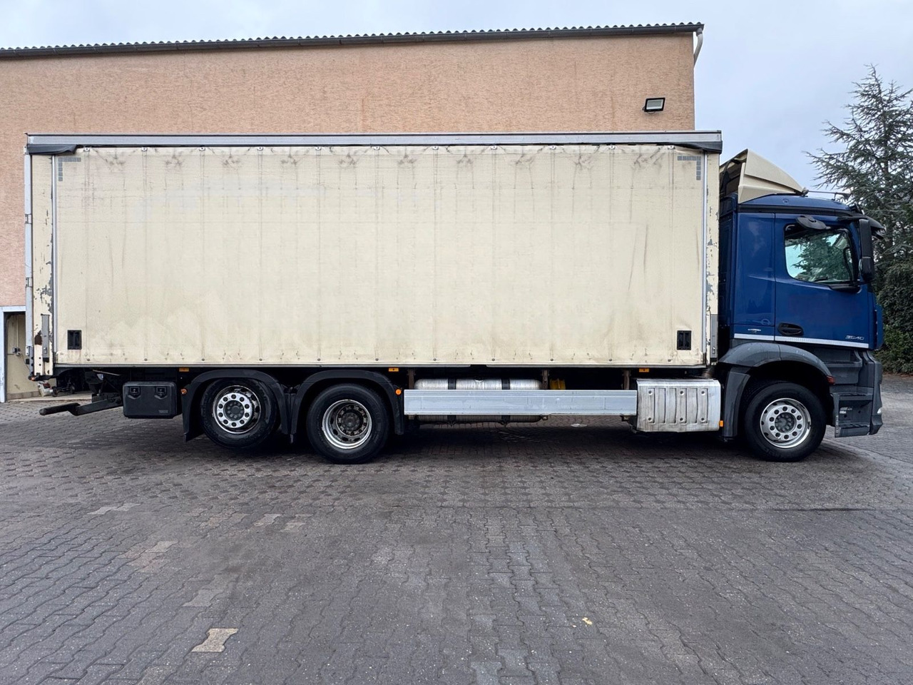 Mercedes-Benz 2548/Lenk-Lift/Retarder/Top-Zustand - Kapellbil: bilde 3 Mercedes-Benz 2548/Lenk-Lift/Retarder/Top-Zustand - Kapellbil: bilde 3