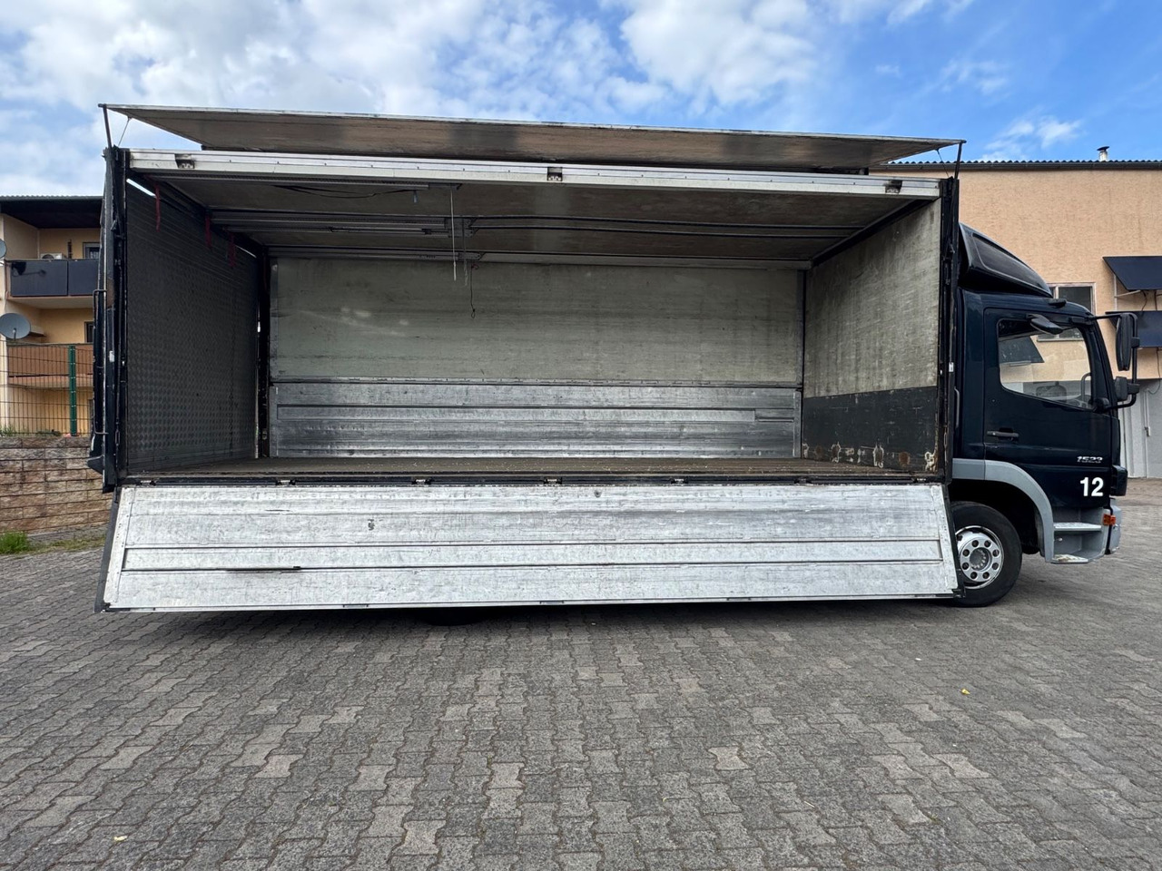 Mercedes-Benz Atego1523/LBW/AHK/Klima/Standh./aus.1Hand - Distribusjon av drikkevarer lastebil: bilde 4 Mercedes-Benz Atego1523/LBW/AHK/Klima/Standh./aus.1Hand - Distribusjon av drikkevarer lastebil: bilde 4