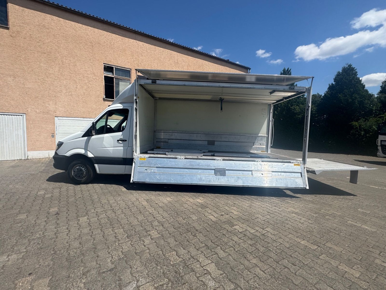 Mercedes-Benz Sprinter 514/LBW/KLIMA/aus.1Hand/GT-Zertifikat - Distribusjon av drikkevarer lastebil: bilde 5 Mercedes-Benz Sprinter 514/LBW/KLIMA/aus.1Hand/GT-Zertifikat - Distribusjon av drikkevarer lastebil: bilde 5