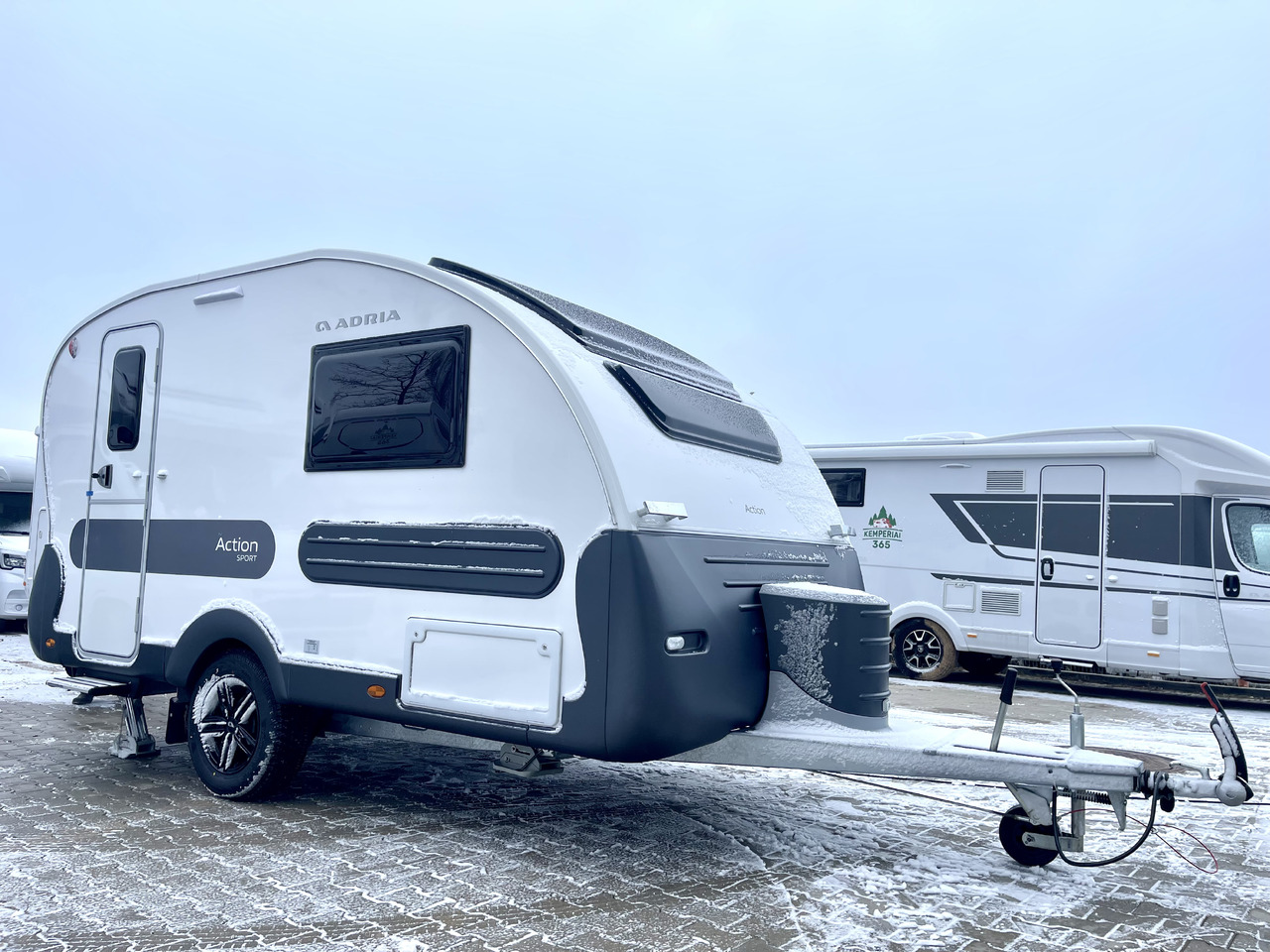 Adria Action Sport - Campingvogn: bilde 2 Adria Action Sport - Campingvogn: bilde 2