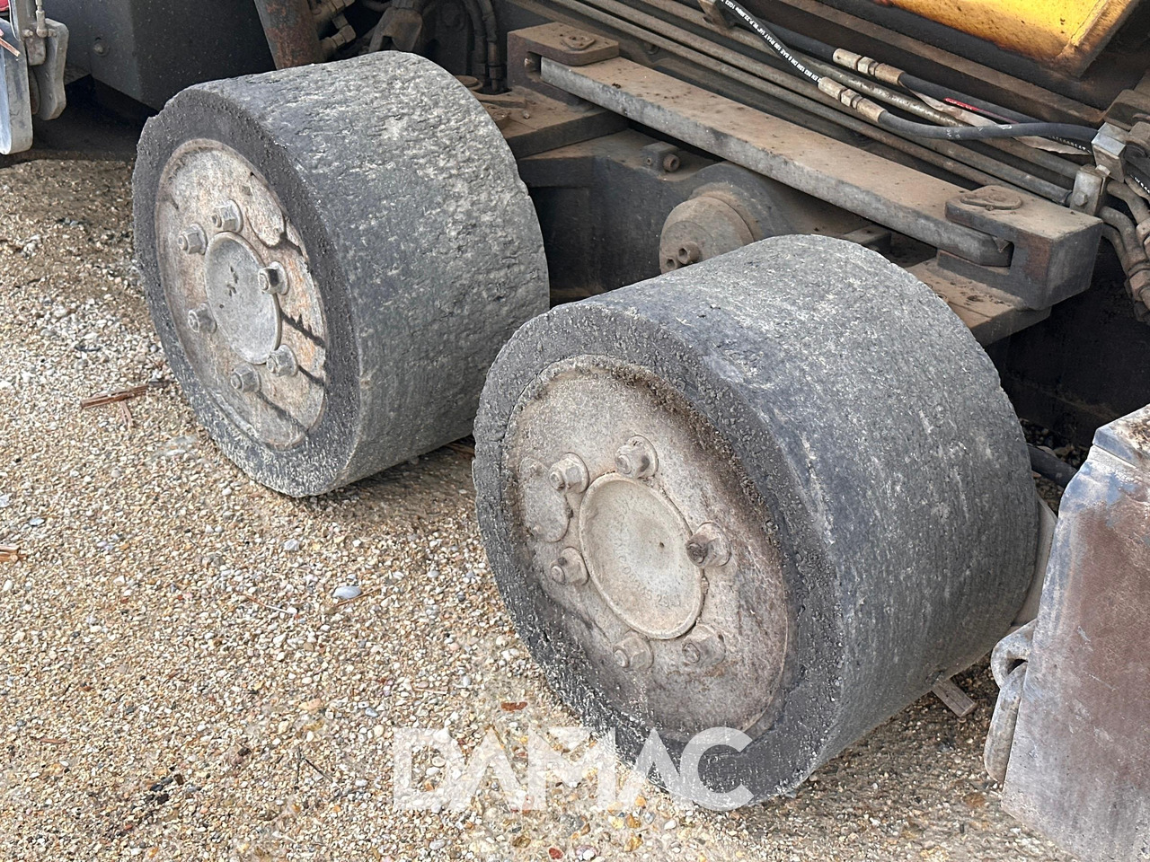 Asfaltutlegger BOMAG BF600 P-2: bilde 15 Asfaltutlegger BOMAG BF600 P-2: bilde 15