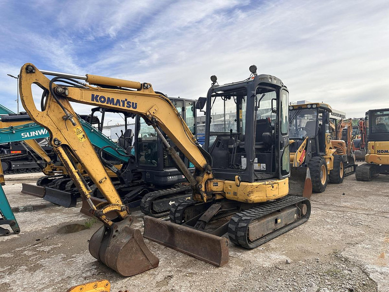 Komatsu PC30 - Minigraver: bilde 1 Komatsu PC30 - Minigraver: bilde 1