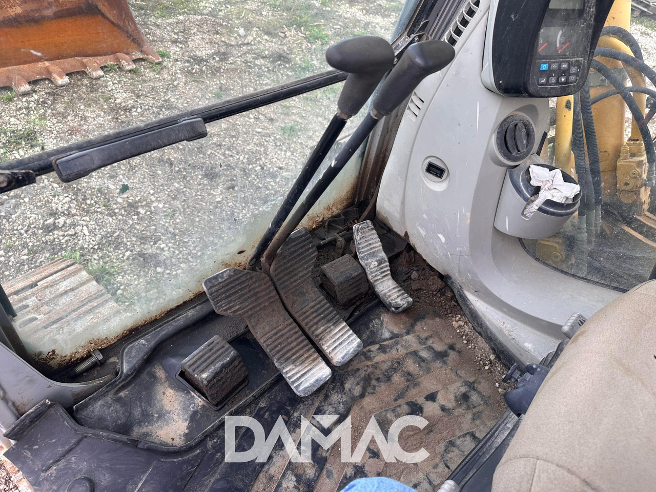 Beltegraver NEW HOLLAND E215B: bilde 14