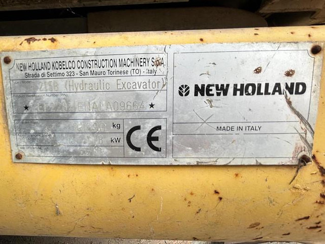 Gravemaskin New Holland E215B: bilde 14