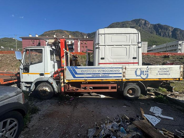 Iveco EUROCARGO - Tilhenger: bilde 1 Iveco EUROCARGO - Tilhenger: bilde 1