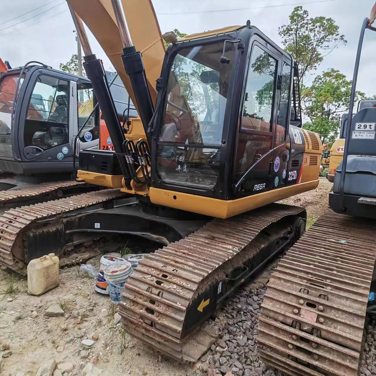 CATERPILLAR 325D2 - Beltegraver: bilde 2 CATERPILLAR 325D2 - Beltegraver: bilde 2