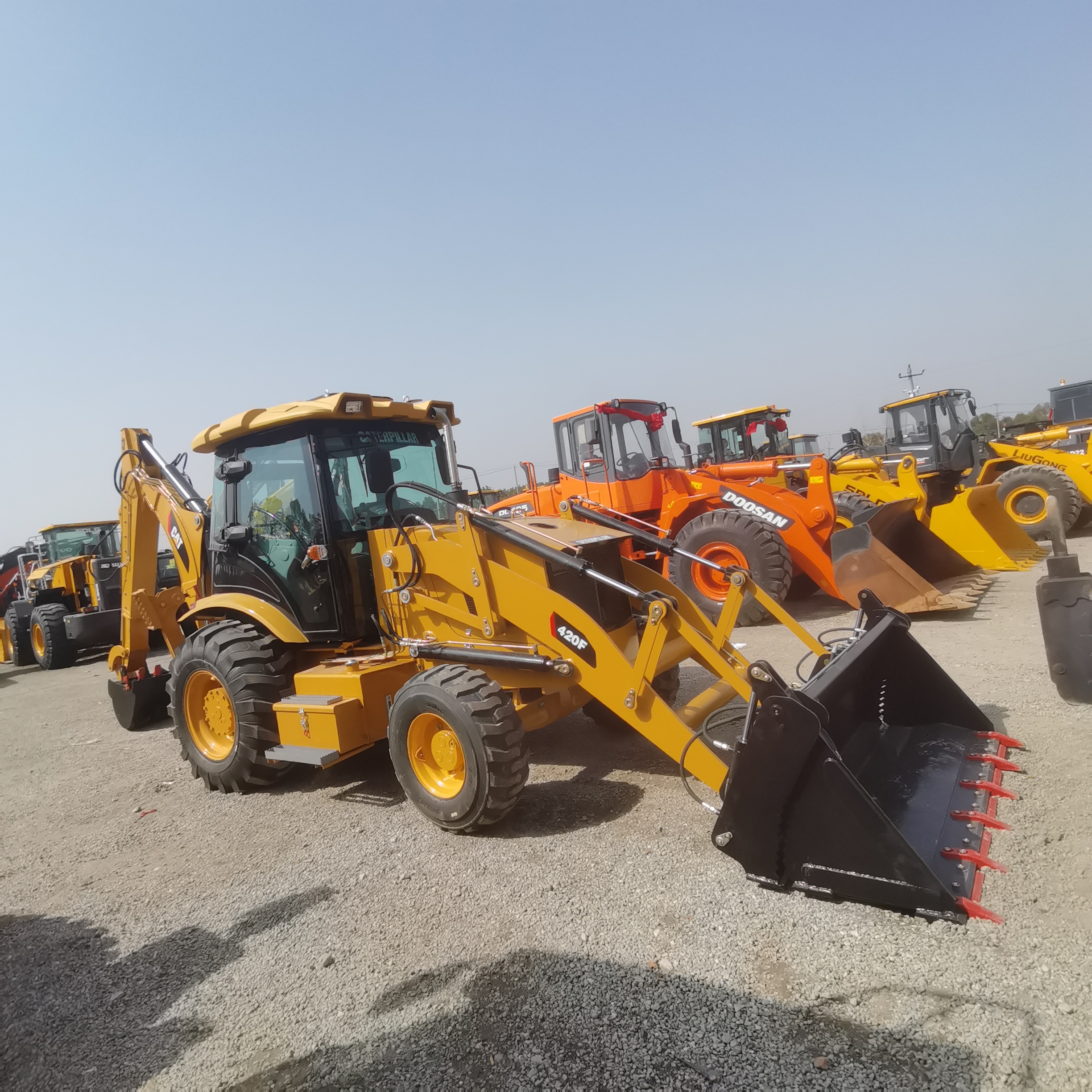 Ny Traktorgraver CATERPILLAR 420F: bilde 9 Ny Traktorgraver CATERPILLAR 420F: bilde 9