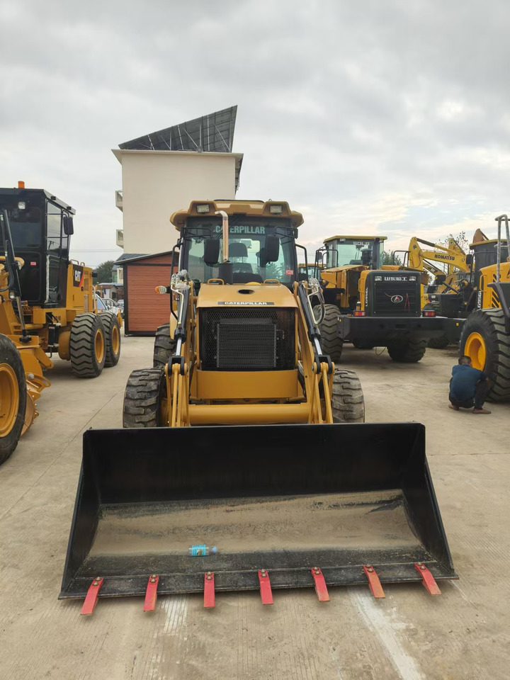 CATERPILLAR 420F - Traktorgraver: bilde 4 CATERPILLAR 420F - Traktorgraver: bilde 4