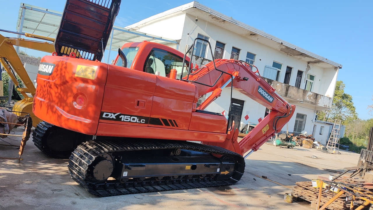 DOOSAN DX150 - Beltegraver: bilde 2 DOOSAN DX150 - Beltegraver: bilde 2