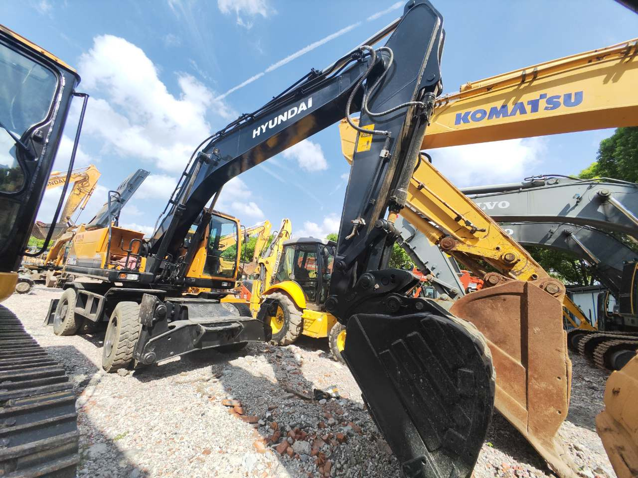 HYUNDAI R210W-9 - Hjulgraver: bilde 2 HYUNDAI R210W-9 - Hjulgraver: bilde 2